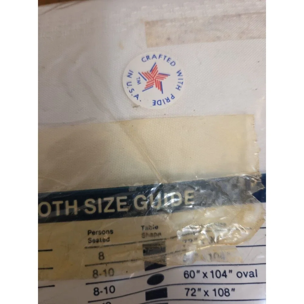 Savoy Textured Tablecloth 70”x126” Rectangle Polyester Easy Care Vintage New